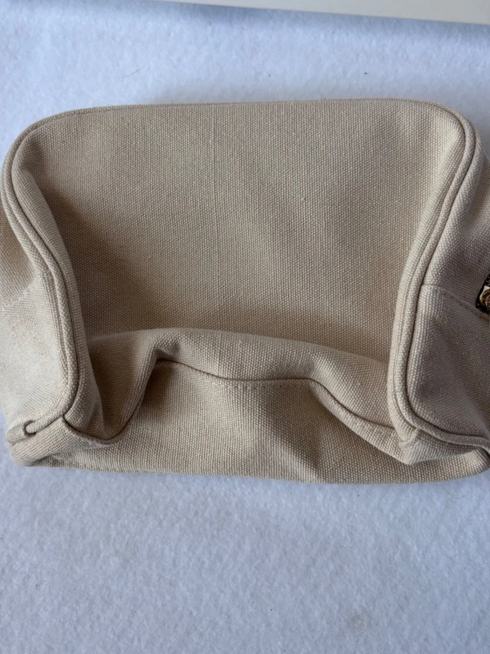 New Marc Jacobs Daisy Canvas Cosmetic Bag Pouch Makeup Case with Box